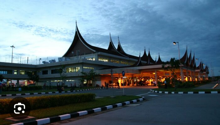 Sebaran Abu Vulkanik Merapi Hentikan Aktivitas BIM