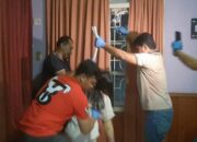 Wanita Muda Ditemukan Tergantung di Kamarnya