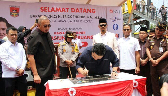 Erick Thohir dan Andre Rosiade Hidupkan Stadiun Lambuang Bukittinggi