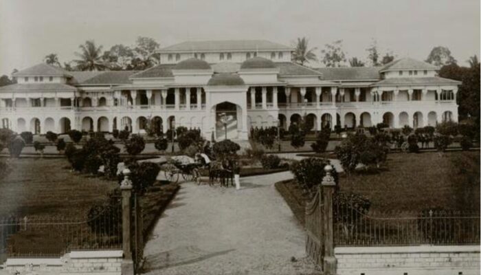 3 March 1946, Sejarah Puak Melayu Terhapusnya Banyak Kesultanan