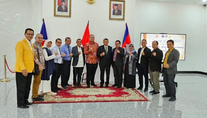 UNP MoU dengan Royal University of Agriculture Phnom Penh