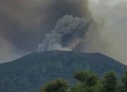 Gunung Marapi Erupsi Lagi Masyarakat Waspadai Abu Vulkanik