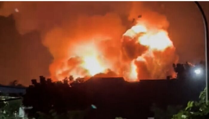 Gudang Amunisi Kodam Jaya Meledak Awas Peluru dan Granat Berhamburan