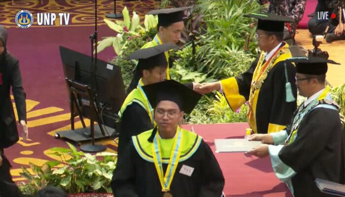 UNP Wisuda Angkatan Pertama Prodi D4 Animasi