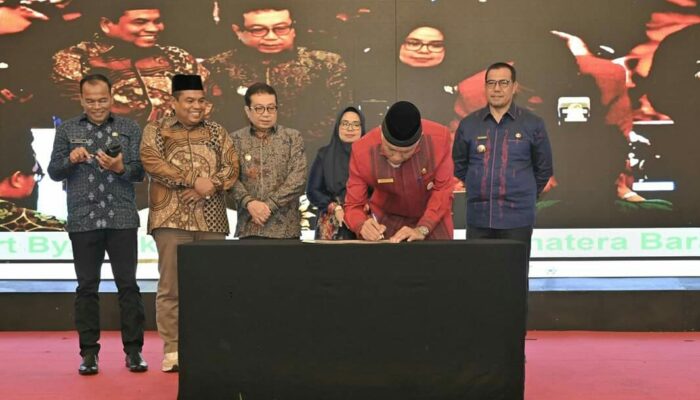 Delapan Langkah Utama Mewujudkan Mimpi Besar Sumbar 2045