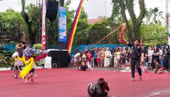 Festival Muaro Sajikan Beraneka Kesenian dan Produk UMKM