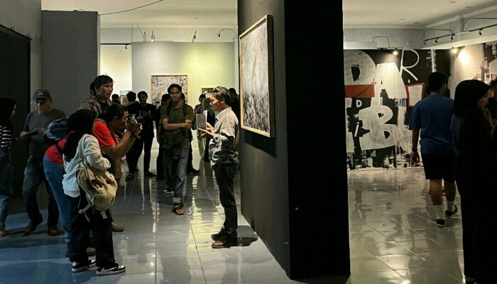 Yok Lihat Pameran Foto dan Seni Rupa di Taman Budaya
