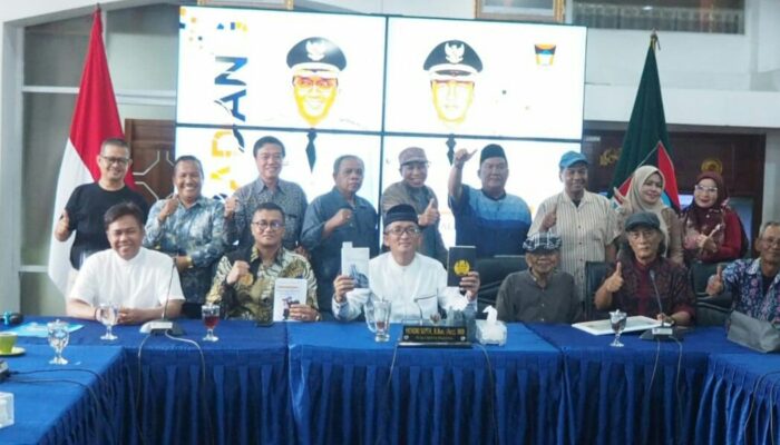 Diskusi Budaya Sekaligus Pemberian Penghargaan pada Penyair Rusli Marzuki Saria
