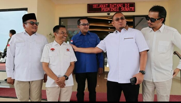 Andre Rosiade Dukung Hidayat Jadi Kepala Daerah