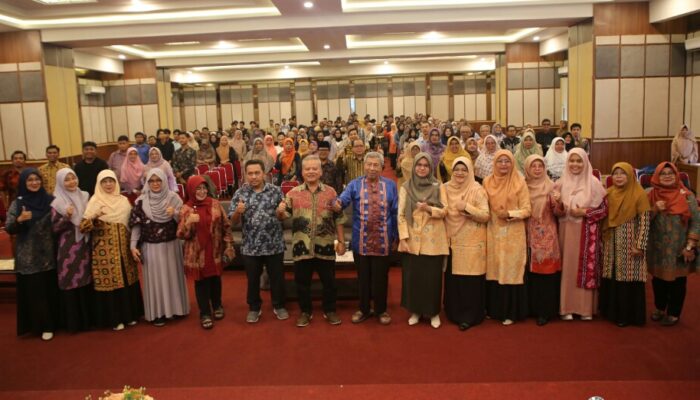 UNP Gelar Acara Manajemen Stres untuk Mahasiswa Nyaris DO