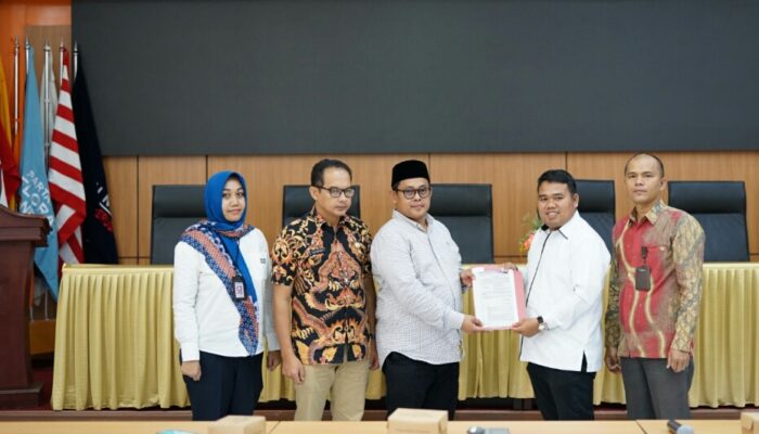 Tim Irman Gusman Serahkan Dokumen Mantan Terpidana ke KPU