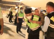 Jemaah Haji Kloter I Sumbar Mendarat Dini Hari di BIM