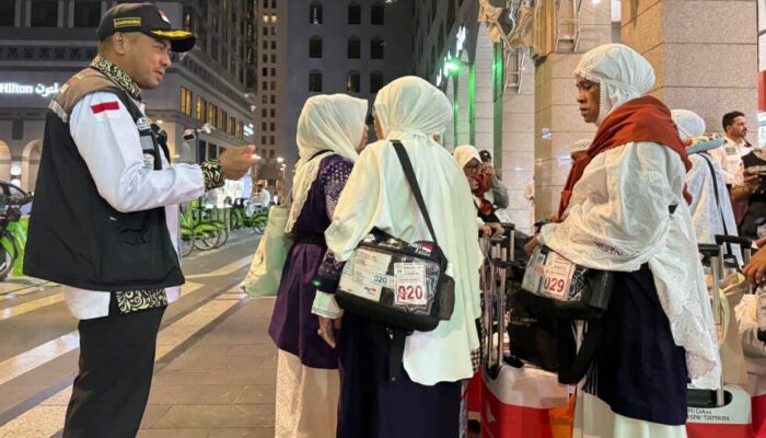 Garuda Delay 12 Jam, Jemaah Ungkap Kekecewaan