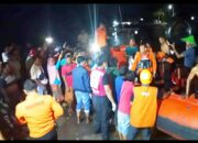 Kapal Nelayan di Padang Tabrak Karang Belasan Selamat Satu Meninggal