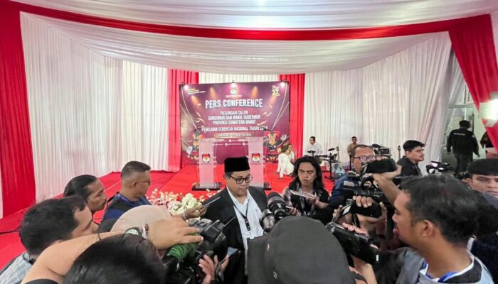 Paslon Penuhi Syarat, KPU Sumbar Tunggu Masukan Masyarakat