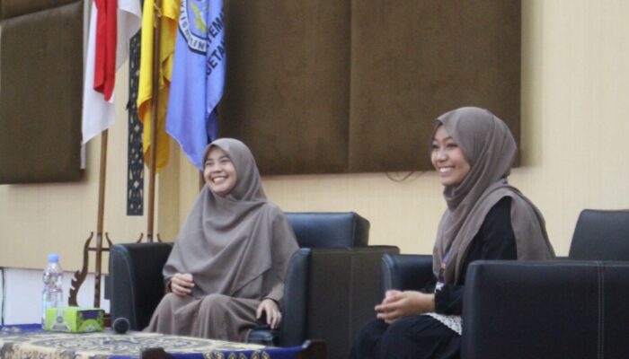 BEM FMIPA UNP dan Dinas Pemberdayaan Perempuan Talkshow Kecantikan Sejati