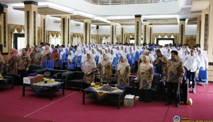 Siswa SMA 1 Banuhampu dan SMA 2 Tilatang Kamang Kunjungi UNP