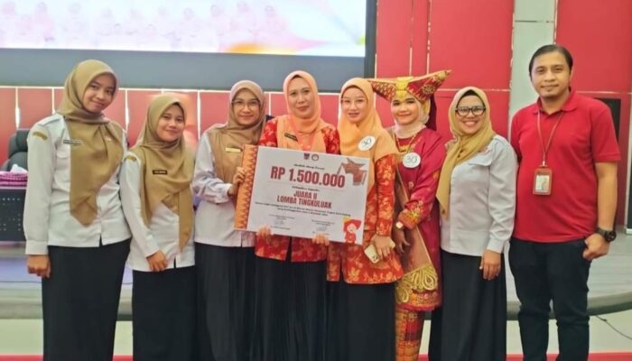 DWP Padang Lombakan Perempuan Bertingkuluak dan Make-up