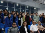 Lentera Demokrasi: Menerangi Jalan Menuju Keadilan Sosial