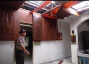 Hujan dan Angin Puting Rusak Rumah Warga di Koto Lua Padang