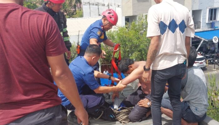 Pekerja Tersengat Listrik saat Mengecat Gedung di Padang