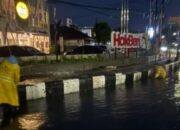 Hujan Lebat dan Angin Kencang Guyur Padang, PUPR Respon