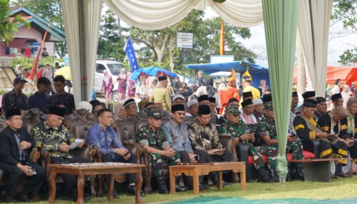 Gubernur dan Danrem 032/Wbr Sambut Pulang Basamo Perantau Minang