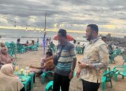 Wali Kota Fadly Amran Nikmati Lebaran di Pantai Padang