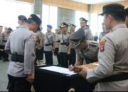 Polda Sumbar Sertijab 3 Pejabat Utama dan 7 Kapolres