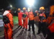 7 Orang Terjebak di Sungai Bangek, Tim SAR Padang Operasi Penyelamatan