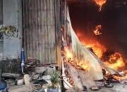 Ruko Terbakar di Padang, Diduga Akibat Ledakan Sepeda Listrik