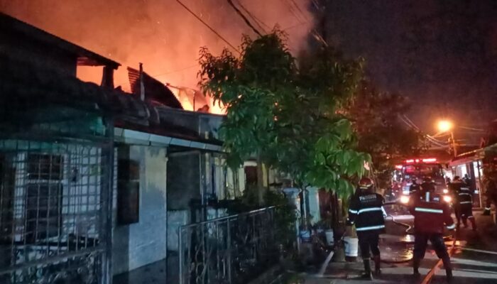 Kebakaran Rumah di Kota Padang, 2 Rumah Rusak Berat