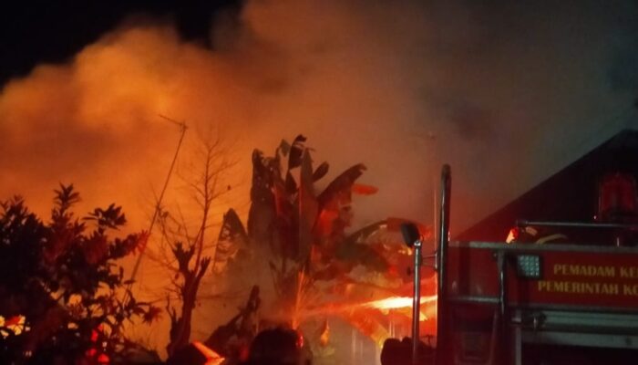 Kebakaran di Padang Selatan Hanguskan Satu Rumah