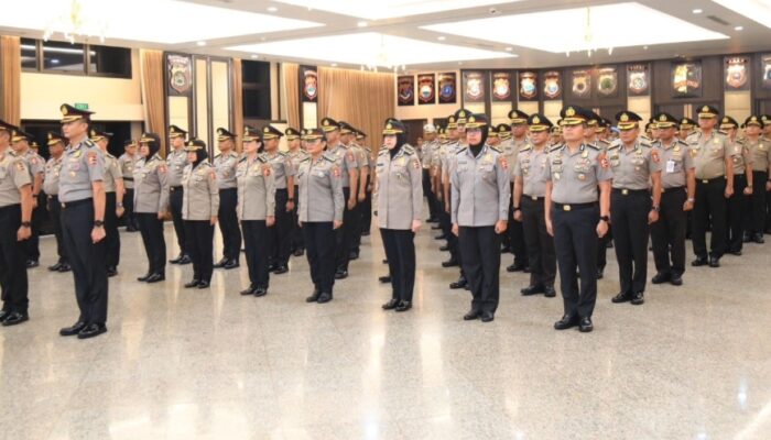 Tiga Pati Naik Pangkat Jadi Irjen dan 87 Pamen Jadi Kombes