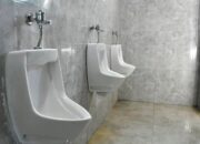 Toilet Bersih Rasa Hotel di Pantai Padang, Kalau Libur, Ramai Sekali