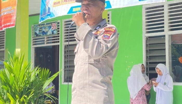 Polsek Kinali Tanamkan Tertib Lalin Pada Pelajar MAN 3 Pasbar