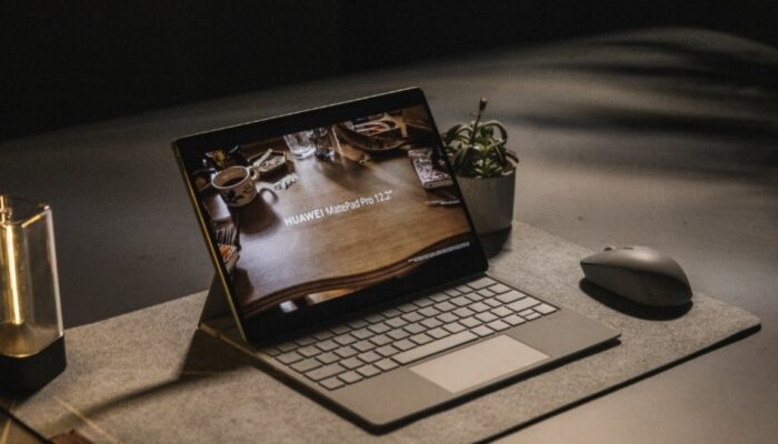 HUAWEI MatePad Pro 12.2 Tablet flagship Hadirkan layar Tandem OLED