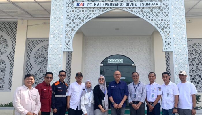 Tim Penilaian (IMTI) 2025 Apresiasi Fasilitas Ramah Muslim di Stasiun Padang