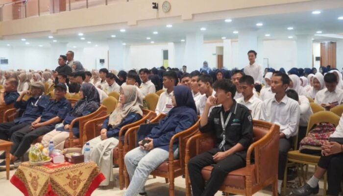 Jurusan Kesling Didorong Jadi Garda Terdepan Atasi Sampah di Padang