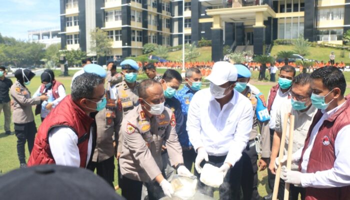 Polda Sumbar Musnahkan Puluhan Kilogram Sabu dan Ganja