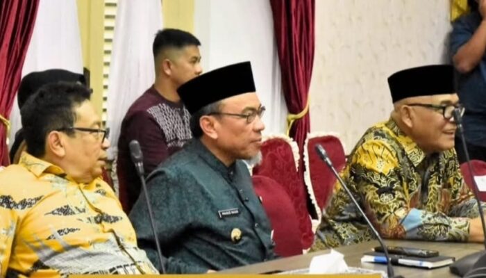 Wawako Padang Soroti Keterbatasan Daerah dalam Pengawasan Tambang Ilegal