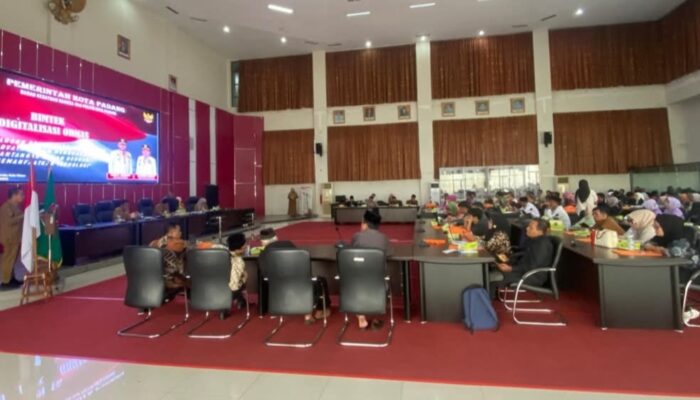 207 Ormas di Padang Ikuti Bimtek Tingkatkan Profesionalisme