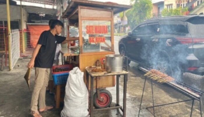 Rahasia Sukses Sate Madura Bg Ryan: Konsistensi Rasa di Tengah Persaingan