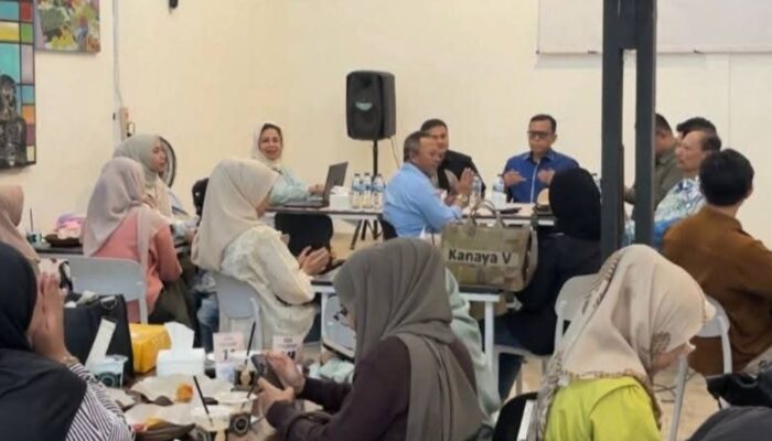 Dorong UMKM Naik Kelas, Dinas Koperasi Padang Sosialisasi HAKI