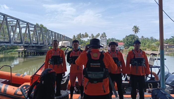 Dua Nelayan Air Bangis Hilang Kontak, Tim SAR Lakukan Pencarian