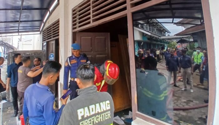 Gudang Arsip PLN Sumbar Terbakar, Kerugian Puluhan Juta