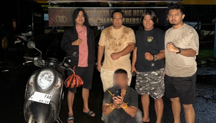 Curi Ponsel di Warung Pasar Ambacang, RS 45 Tahun Ditangkap