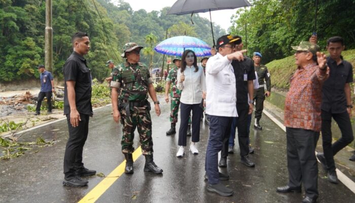 Tim KSP Tinjau Kerusakan Jembatan Anduriang dan Jalan Lembah Anai