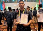Satria Budiman, Perwakilan KAI Sumbar Raih Penghargaan Platinum