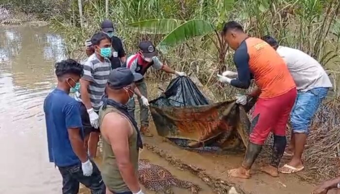 Tim SAR dan Warga Temukan Korban Longsor di Sinuruik, Talamau